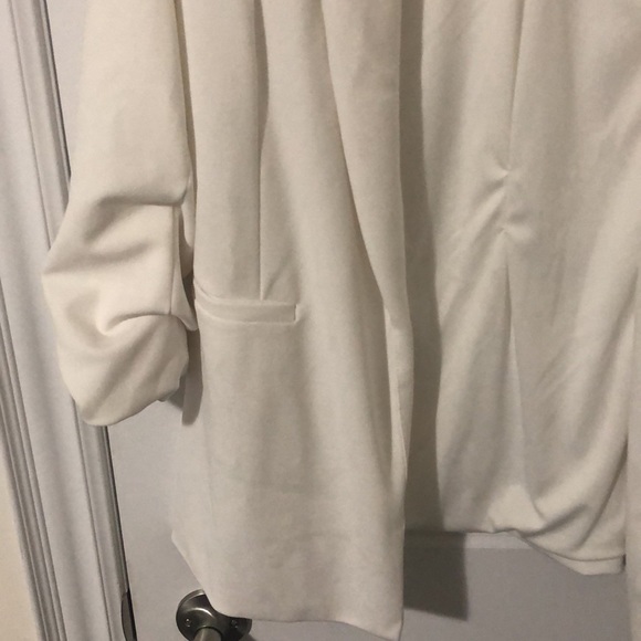 Cecile Blazer from Boom boom Jeans - Picture 4 of 7